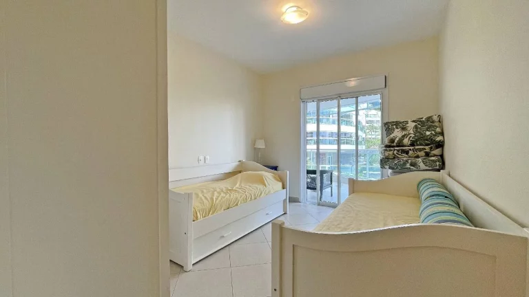 Imagem Apartamento com 4 dormitórios à venda, 197 m por R$ 8.500.000,00 - Riviera