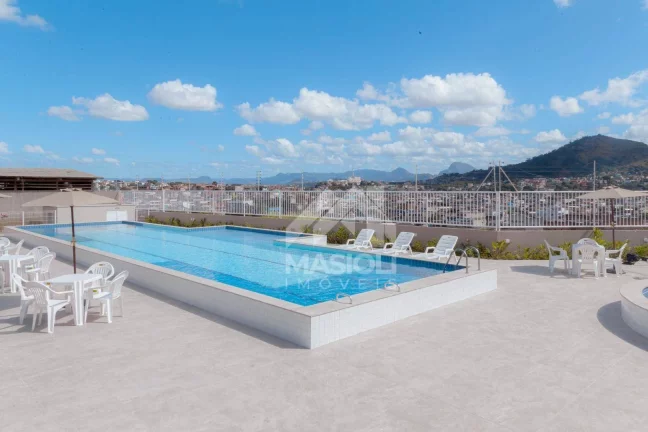 Imagem Apartamento com 2 dormitórios à venda, 52 m² por R$ 360.000,00 - Ataíde - Vila Velha/ES
