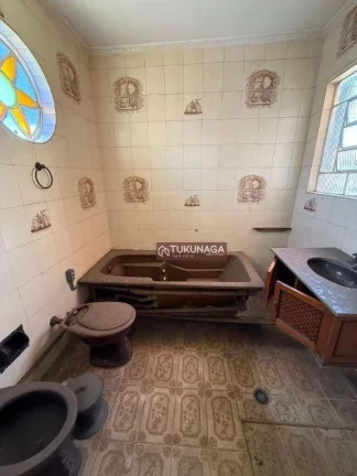 Imagem Sobrado com 4 dormitórios à venda, 394 m² por R$ 700.000,00 - Vila Rosália - Guarulhos/SP