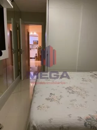 Imagem Vendo apartamento 60m2, 2 quartos, sendo 1 suíte, móveis em laca fosca, todo com móveis sob medid...