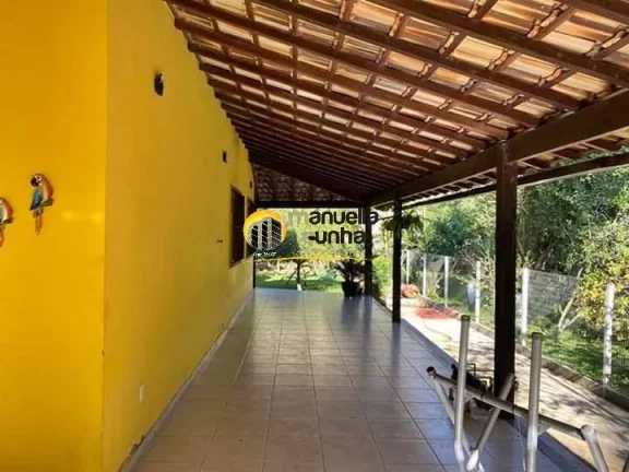Imagem Belíssima Chácara C/2 Suítes, Closet - Clima de Montanha!