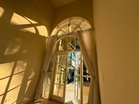 Imagem Casa Sobrado, 4 Dormitórios ( 4 suítes), Condomínio Santa Clara, Jacareí.