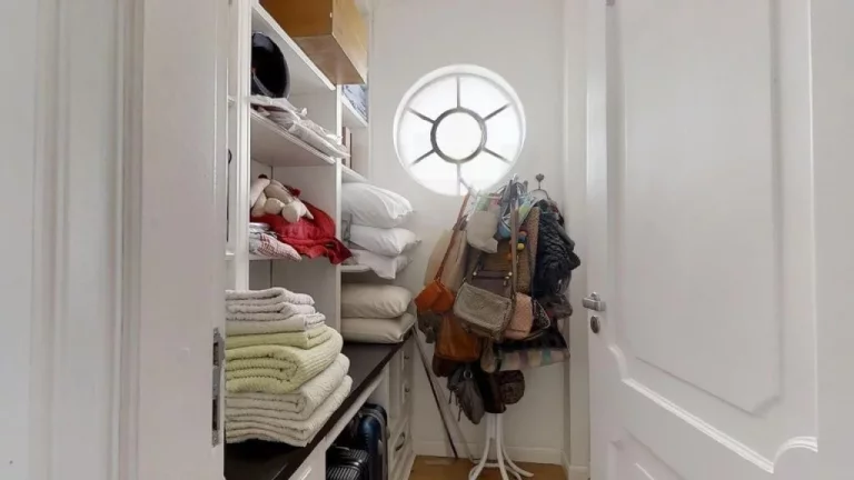 Imagem Apartamento no último andar de prédio em Higienópolis com 260m²!