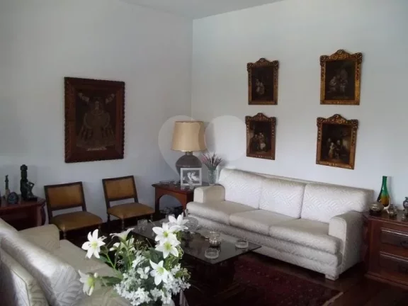 Imagem Casa à venda com 4 quartos, sendo 4 suítes, em Jardim Guedala, São Paulo - SP