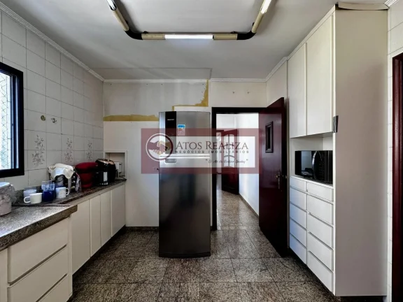 Imagem Venda luxuoso Apartamento 274m² com 4 dormitórios, 3 vagas de garagem, na Vila Alexandria.