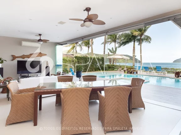 Imagem Mansão pé na areia totalmente mobiliada à venda no condomínio Costa Verde em Caraguatatuba