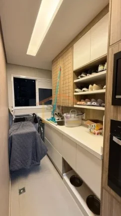 Imagem Apartamento com 87 m² de área útil, composto por 2 dormitórios, sendo 2 suítes, sala com ar-con...