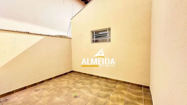 Imagem Casa com 2 dormitórios à venda, 179 m² por R$ 550.000,00 - Estádio - Rio Claro/SP