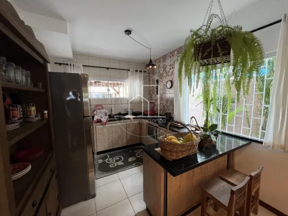 Imagem Casa / Sobrado para Venda em Florianópolis / SC no bairro São João do Rio Vermelho