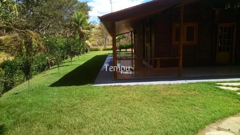 Imagem Chácara Recanto Sonhado 2, Estrutura Completa, 1.718,51 m², Santo Antônio de Goiás - GO