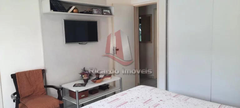 Imagem Casa Duplex c/ 4 Dormitórios à Venda, 150 m² no Peró - Cabo Frio/RJ