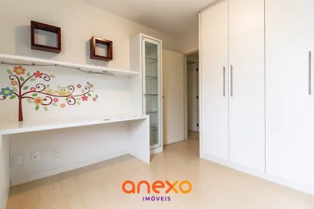 Imagem Apartamento com 3 dormitórios no bairro Vila Nova para locação.