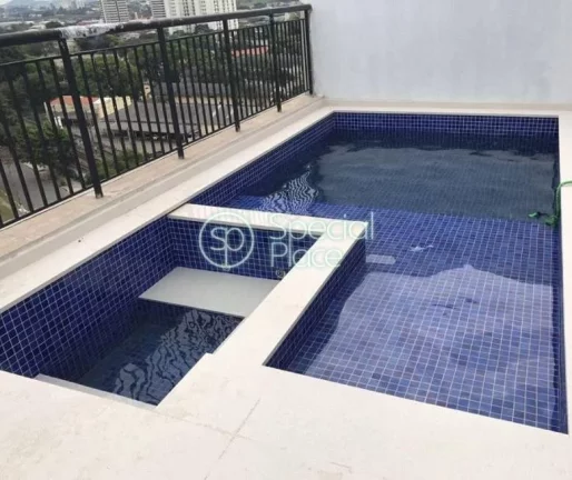 Imagem Cobertura toda reformada, com muita luz natural, piscina privativa, toda envidraçada, 3 dormitório...