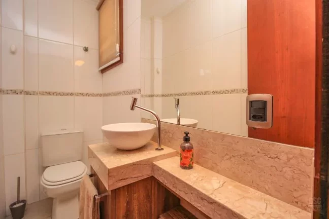 Imagem Cobertura com 3 Quartos à Venda, 200 m² em Auxiliadora - Porto Alegre