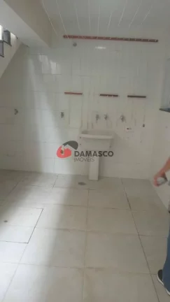 Imagem Sobrado à venda 3 Quartos, 3 Suites, 6 Vagas, Cerâmica, São Caetano do Sul - SP