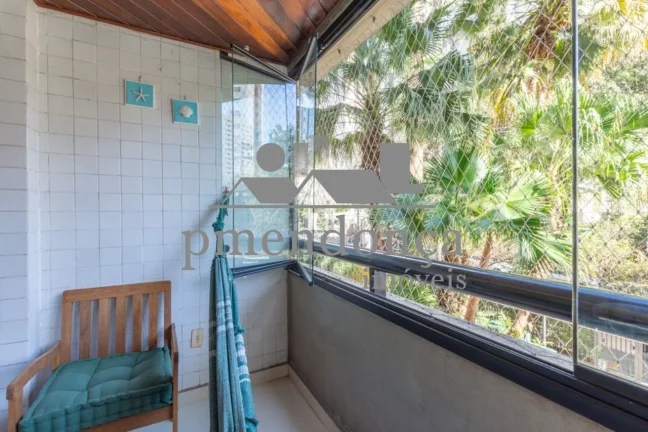 Imagem Apartamento à Venda em Perdizes com 04 quartos ( 1 sui­te ) e 2 vagas, 110m².