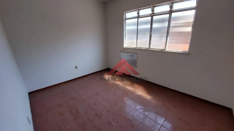 Imagem Casa com 3 dormitórios à venda por R$ 300.000,00 - Paraíso - São Gonçalo/RJ