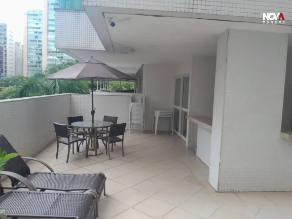 Imagem Viva com exclusividade na região mais charmosa da Praia da Costa. Este apartamento de 119 m² une s...