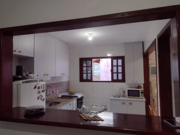 Imagem Vendo esta excelente casa em Nova Friburgo.