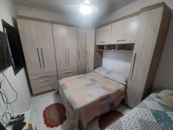 Imagem Linda casa térrea com 02 dormitórios- Jardim Santa Marcia- Votorantim