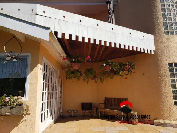 Imagem Casa a Venda na Região da Vila Porá em Campos do Jordão - SP