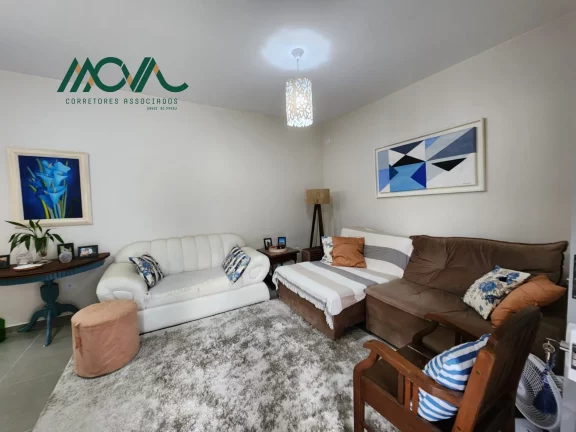 Imagem Casa no Balneário Princesa do Mar - em Itapoá, 3 quartos sendo 01 suíte
