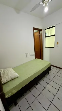 Imagem Apartamento Quadra Mar para locação temporada com 03 dormitórios