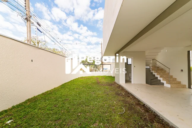 Imagem Casa Triplex 03 quartos todos com suíte