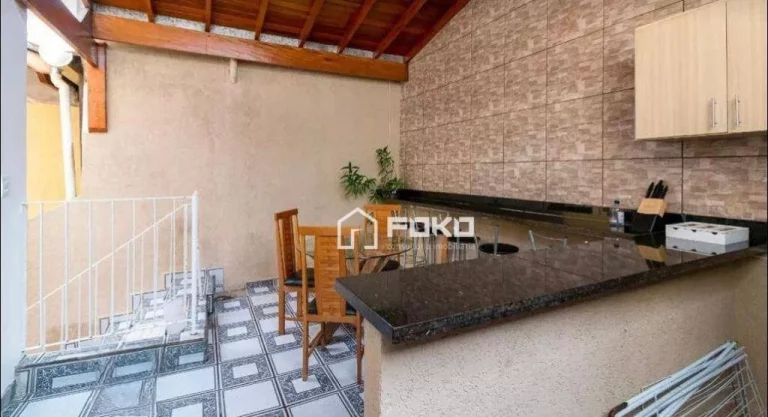 Imagem Sobrado com 5 dormitórios à venda, 188 m² por R$ 750.000,00 - Jardim Toscana - Guarulhos/SP