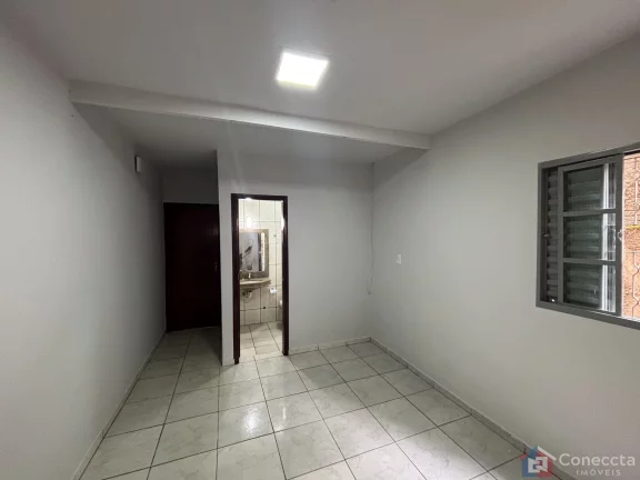 Imagem Casa para Locação no Santa Terezinha em Patos de Minas – 3 Quartos, Suíte e Garagem