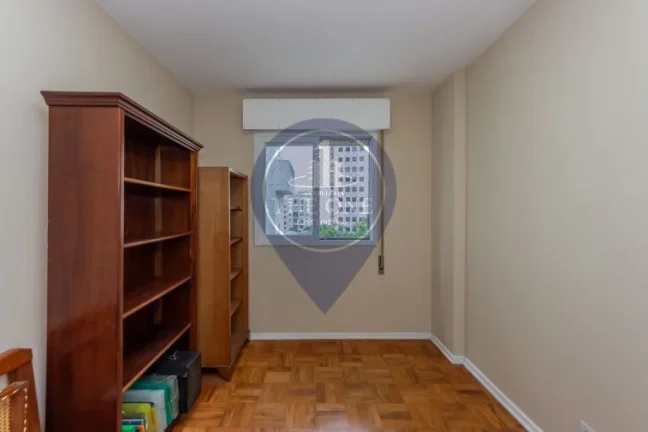 Imagem Apartamento à venda na Bela Vista, São Paulo-SP: 2 quartos, 2 salas, 1 banheiro, 1 vaga e 57,00 m² de área. Venha conferir!