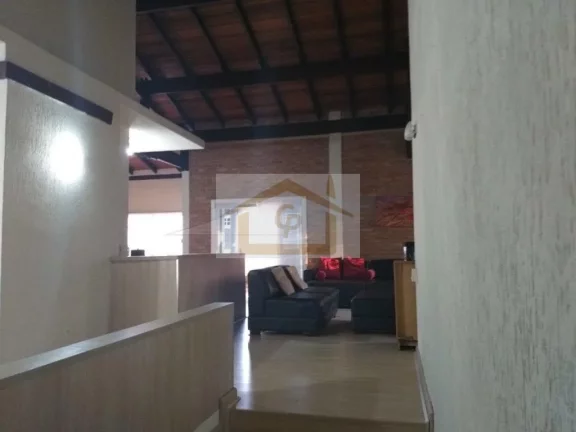 Imagem Bem agradável - Casa térrea com 3 suítes, 4 vagas *Residencial com excelente área de lazer