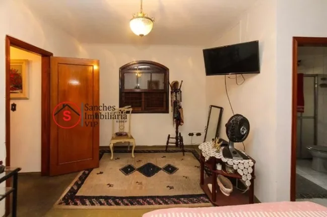 Imagem SOBRADO COM 3 DORMITÓRIOS A VENDA NA VILA ZELINA. 2 VAGAS COBERTAS E QUINTAL. EXCELENTE LOCALIZAÇÃO, AO LADO DO LARGO DA VILA ZELINA E PADARIA CEPAM.