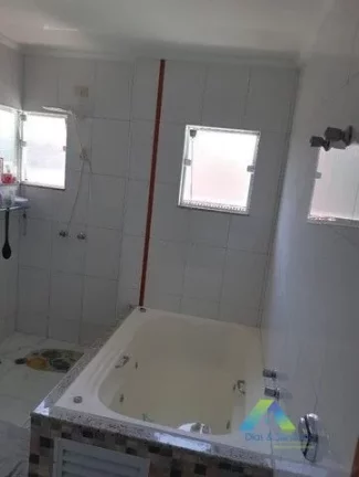 Imagem SANTO ANDRÉ 254 metros, 4 suítes, 5 vagas ótima localização e valor !!!