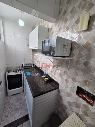 Imagem Apartamento com 2 dormitórios à venda, 75 m² por R$ 350.000,00 - Praia do Forte - Cabo Frio/RJ