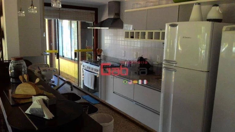Imagem Casa com 4 dormitórios à venda, 250 m² por R$ 1.800.000,00 - Baia Formosa - Armação dos Búzios/RJ