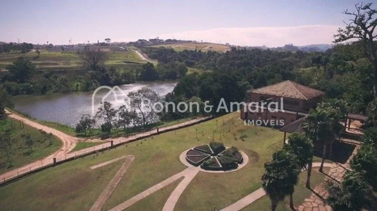 Imagem O Residencial Davos é um elegante condomínio fechado localizado no renomado Swiss Park Campinas, u...