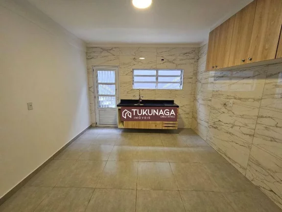 Imagem Casa com 2 quartos para alugar, 80 m² por R$ 1.700/mês - Vila Galvão - Guarulhos/SP