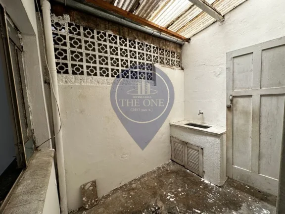 Imagem Casa comercial para venda ou locação em Pinheiros, São Paulo-SP: 2 quartos, 4 salas, 2 banheiros, 1 vaga de garagem, 120m².