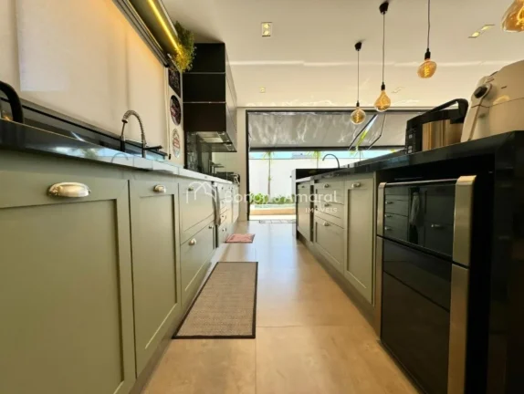 Imagem Sobrado à venda no Loteamento Residencial Arborais em Campinas, com 335 m² de área construída. S...