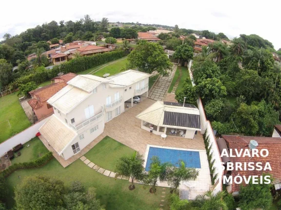 Imagem Casa com piscina, área gourmet e grande quintal. Estuda permuta com imóvel comercial. 395 m². Condomínio Zuleika Jabour Salto/SP