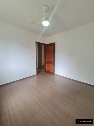 Imagem Casa à venda em Atibaia - Condomínio Fechado Próxima ao centro! R$1.600.000