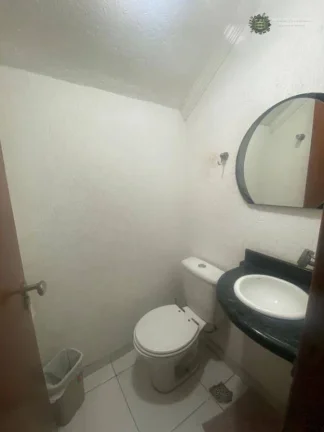 Imagem Sobrado com 3 dormitórios à venda, 110 m² por R$ 680.000,00 - Vila Guilhermina - Praia Grande/SP
