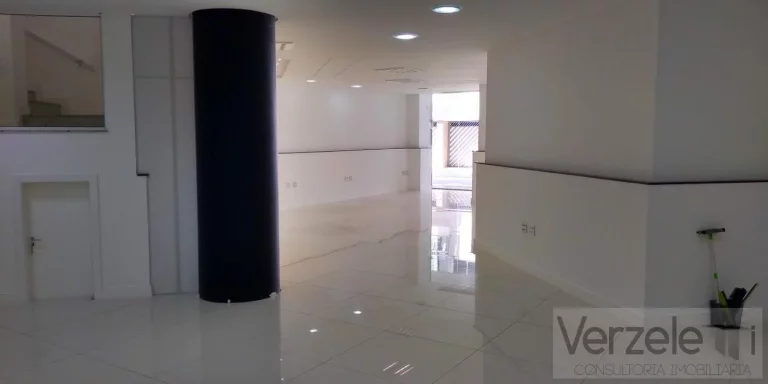 Imagem Sala Comercial para Venda em Balneário Camboriú / SC no bairro Centro