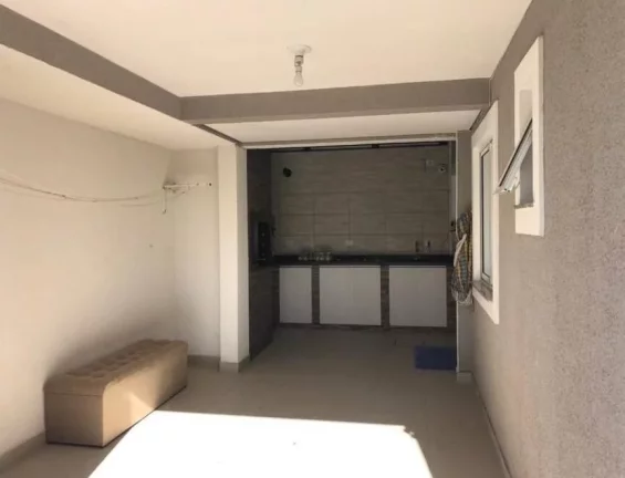 Imagem Sobrado no Cajuru - Condomínio Fechado - Triplex