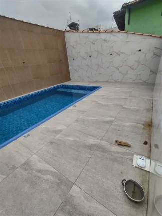 Imagem Casa Isolada na Praia Grande,com piscina 2 quartos sendo 1 suite 3 garagem