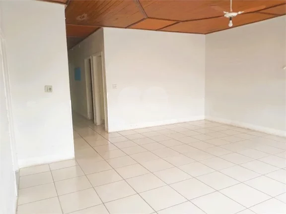 Imagem Casa à venda ou para alugar com 7 quartos, sendo 2 suítes, em Butantã, São Paulo - SP