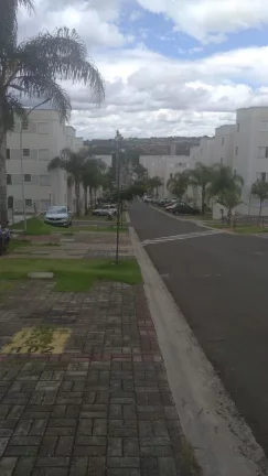 Imagem Apartamento Ótima Localização com 02 dormitórios, sala,, cozinha americana com armários, banhei...