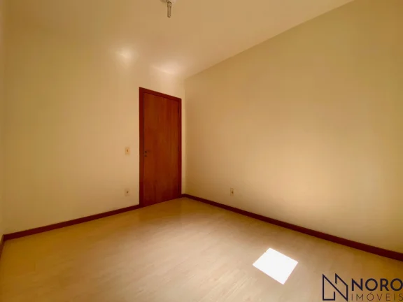 Imagem Apartamento frente 3 dormitórios com suíte e box Centro Santa Maria