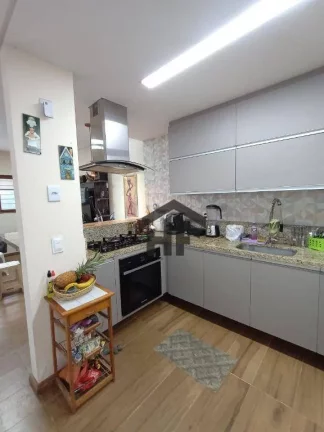 Imagem Casa de 133m² à venda, com 4 quartos (2 suítes), localizada em Candeias, Jaboatão dos Guararapes - Pernambuco.
